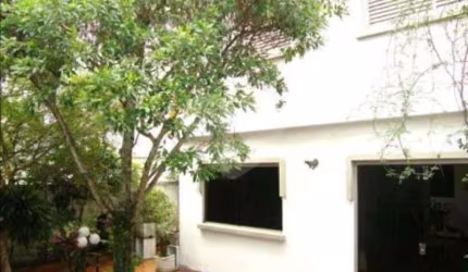 SOBRADO RESIDENCIAL - 4 DORMS – 1 SUITE – 2 VAGAS  - À VENDA NA VILA ROMANA - São Paulo - SP