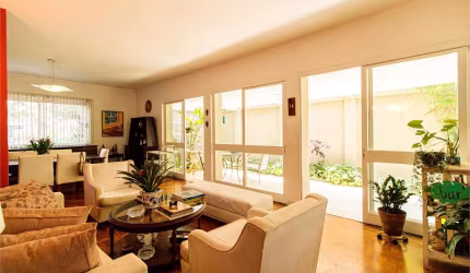 CHARMOSA CASA NO PACAEMBU, JARDIM DE INVERNO E ESPAÇO GOURMET VENHA CONHECER COM 4 DORMITÓRIOS !!!!!