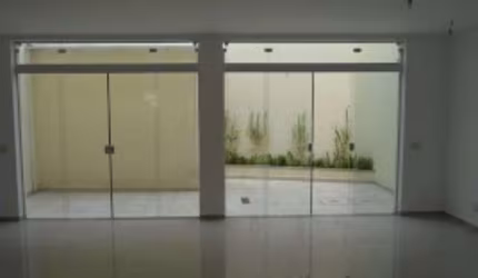 Sobrado Novo à venda na V.Gumercindo - 3 Suites/Living 3 ambientes/ 3 Vagas na garagem-