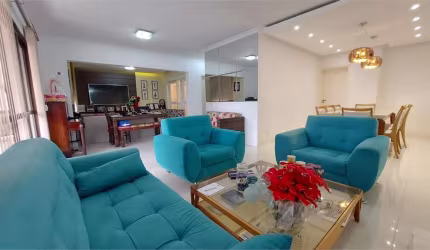 Lindo apartamento com belíssima vista na melhor Rua do Morumbi