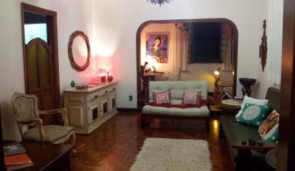 Bela Vista Sobrado próximo ao Sírio-Libanês.