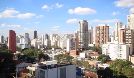 PARA RECEBER OS AMIGOS COM MUITO ESPAÇO: APARTAMENTO EM PERDIZES COM LINDA VISTA PARA PACAEMBU.