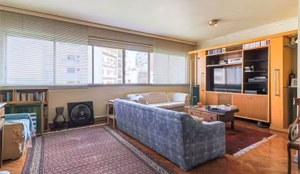 Apartamento de 03 quartos,01 suíte, 01 vaga e 130M² no Campo Belo