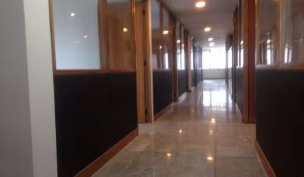 | Sala Comercial | conjunto comercial | 163 metros | 5 vagas |