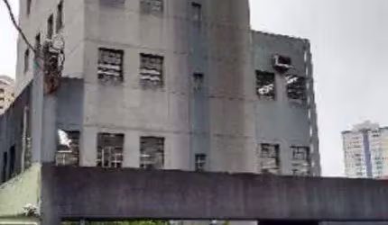 Predio Comercial com 932 m2 de a.constr. na Estação Sta.Cruz do Metro