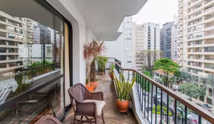 Confortável apto no Jardiim Paulista