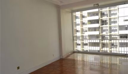 APTO 3 DORM. + 1 VAGA