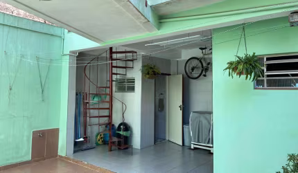 SOBRADO 3 DORM, 2 SUITES, 2 VAGAS - CAMPO BELO