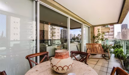 Excelente apartamento no Brooklin - 3 Suítes  3vagas 169m2