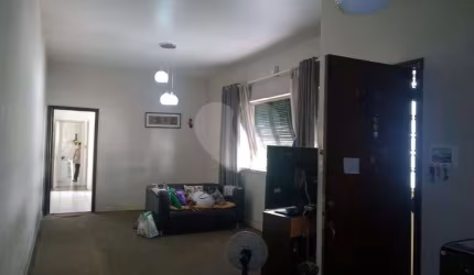 APARTAMENTO NA SANTA CECÍLIA