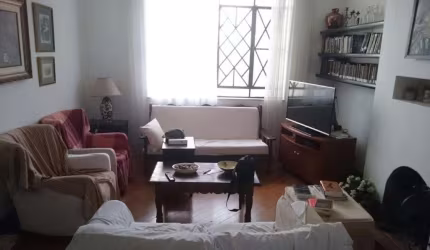 Casa/Terreno à venda no Jardim Paulista em rua tranquila com boa localização!!