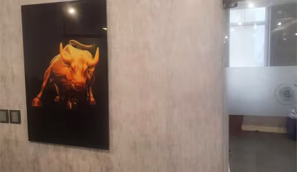 SALA COMERCIAL A VENDA/ LOCAÇÃO MOBILHADA