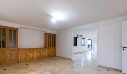 Moema Pássaros com 4 dormitórios e 4 vagas - preço imbatível