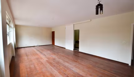 Reformado - 140m² no Jardim Paulista -