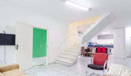 Sobrado Comercial e Residencial no Planalto Paulista para Venda e Locação