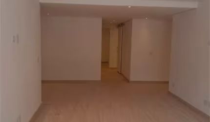 Imóvel comercial moderno no Itaim Bibi