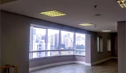 107m²   estacionamento  restaurante  Sala Comercial com 107m²