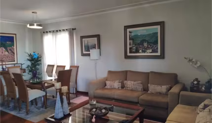 APARTAMENTO COM VARANDA, 3 VAGAS, 3 DORMITÓRIOS, 1 SUÍTE, NO CORAÇÃO DA VILA MARIANA.