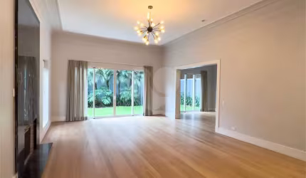 Casa-São Paulo-JARDIM AMÉRICA | Ref.: REO386770