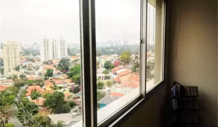 Alto do Sumaré, com linda vista livre! 3 dorms  1 vaga