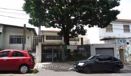 Casa no Campo Belo com 3 dormitórios