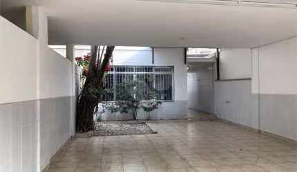 Casa a venda ou locação Campo Belo.