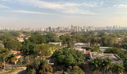 Duplex 4 suítes, 4 salas, 6 vagas de garagem. Ótima localização.no Jardins