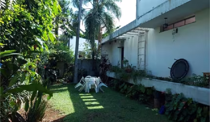 Moema - Casas - Jardim Novo Mundo!