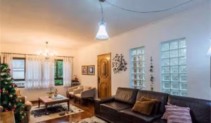 EXCELENTE SOBRADO DE 173M2 NA VILA MARIANA, COM ESPAÇO GOURMET