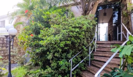 Casa com 4 dormitórios à venda, Bosque da Saúde