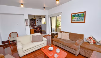 APTO NA VILA MARIANA COM 03 SUITES E 03 VAGAS.