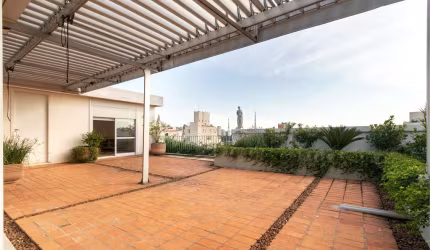 Excelente Cobertura DUPLEX com vista espetacular para o vale do Pacaembu!