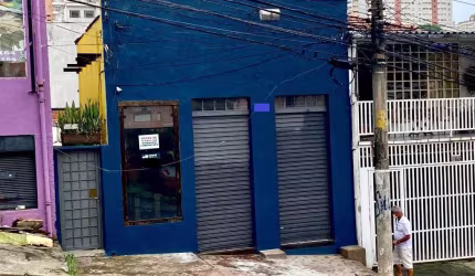 Imóvel Residencial e Comercial com boa Renda. Loja e 2 Moradias. Excelente localização em Perdizes!
