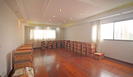 Apartamento-São Paulo-MOEMA | Ref.: REO596218