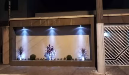 Saúde! Casa residencial!!! 120 m², 2 quartos, 2 vagas!!!