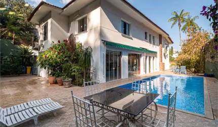 CASA NOBRE NO PACAEMBU