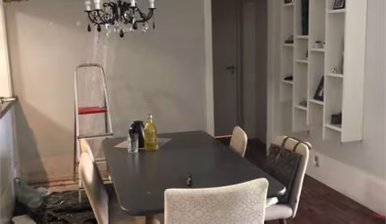 Apartamento reformado a venda em Moema com 2 dormitórios
