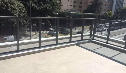Sala comercial com  80m², 1 vaga de garagem