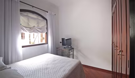 Casa de Vila - Charme e espaço na Vila Mariana