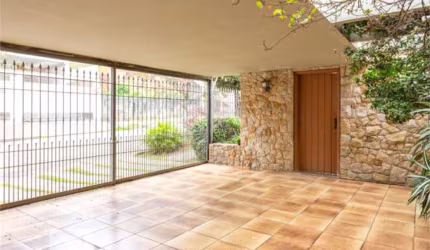 Casa-São Paulo-VILA ROMANA | Ref.: REO646088