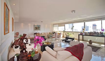 APARTAMENTO DE 264M2 NO CORAÇÃO DOS JARDINS, ANDAR ALTO E CONDOMÍNIO COM LAZER.