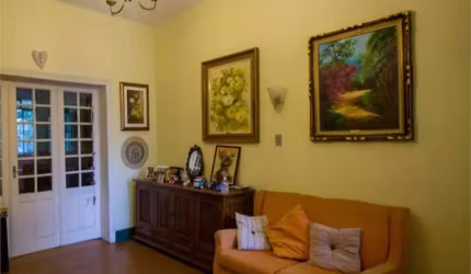 Casa a Venda na Vila Mariana - Ao lado do Metrô Vila Mariana e Terminal de onibus