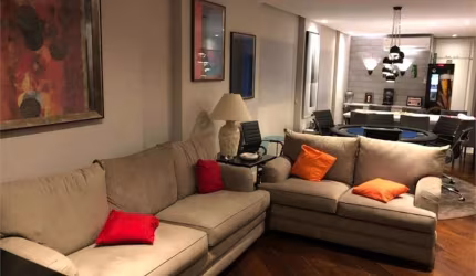 Apartamento a venda em Perdizes, com 192m², 2 dormitórios, 2 suítes e 3 vagas.