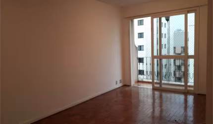 Moema 2 dormitórios e 2 vagas!