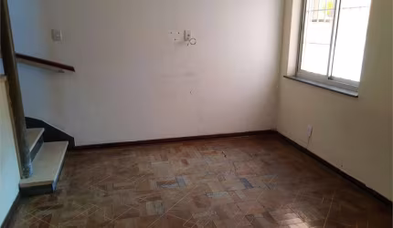 Imóvel comercial/residencial ótimo investimento, vale a pena conferir!!!!!