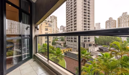 Flat 65.58m2, 2 dormitórios, sacada, 1 vaga com manobrista, no Jardim Europa.