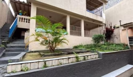 Sobrado a venda na Saúde,  com 204M²