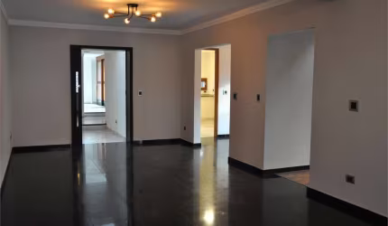 SOBRACO COMERCIAL REFORMADO COM 7 VAGAS NA VILA MARIANA