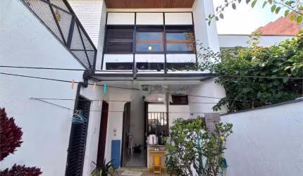 SOBRADO COM 3 DORM 1 SUITE E 2 VAGAS