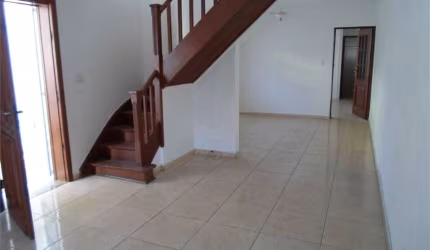 SOBRADO 3 DORM 169M²